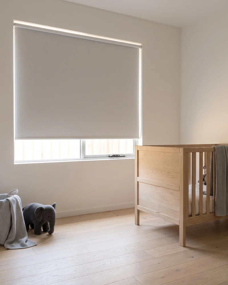 Cordless blockout blind lowered in a child's bedroom